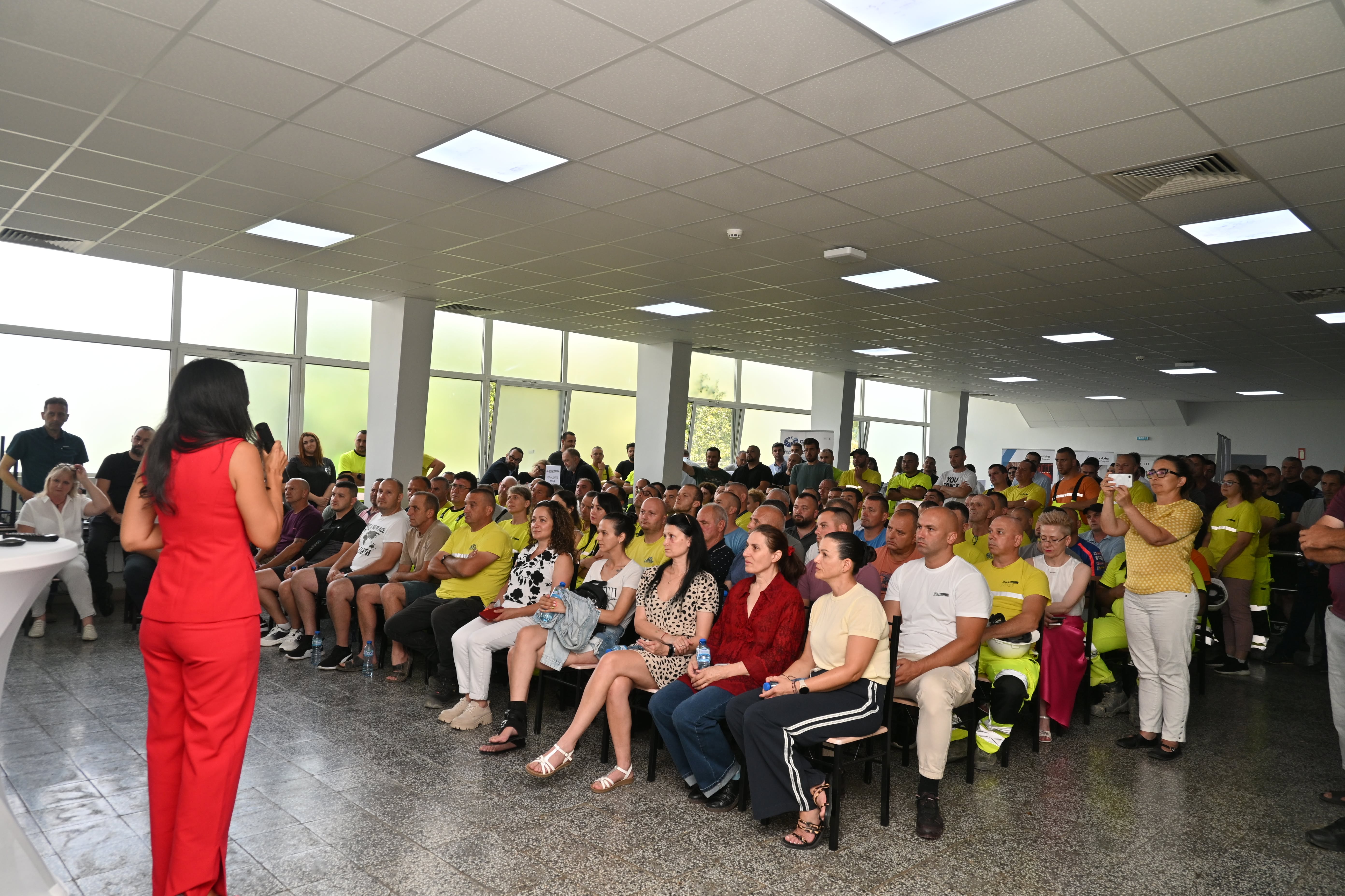 „Когато хората са най-важният капитал: „ДПМ Крумовград“ създаде мост към следваща професионална стъпка на своя екип“